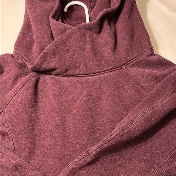 Lululemon Hoodie size 6 Burgundy Crossover Neck - Picture 8 of 8